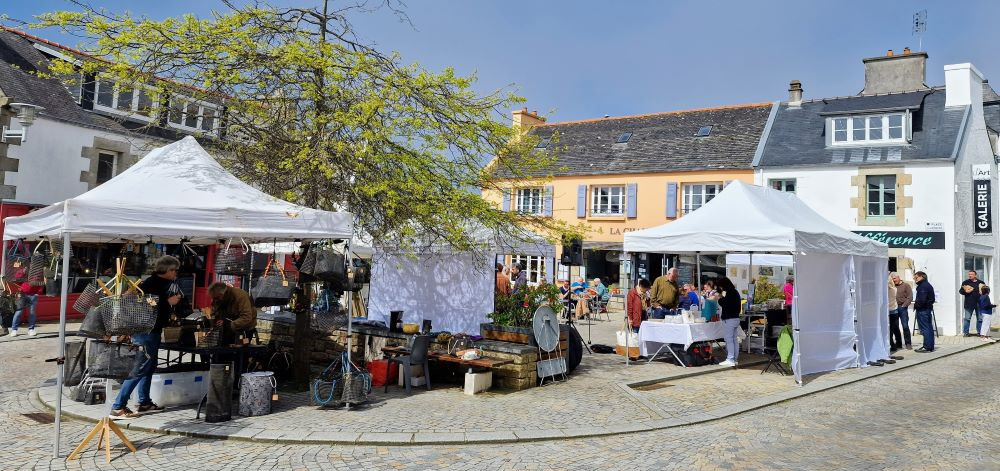 Festivités dans le centre bourg de Carantec